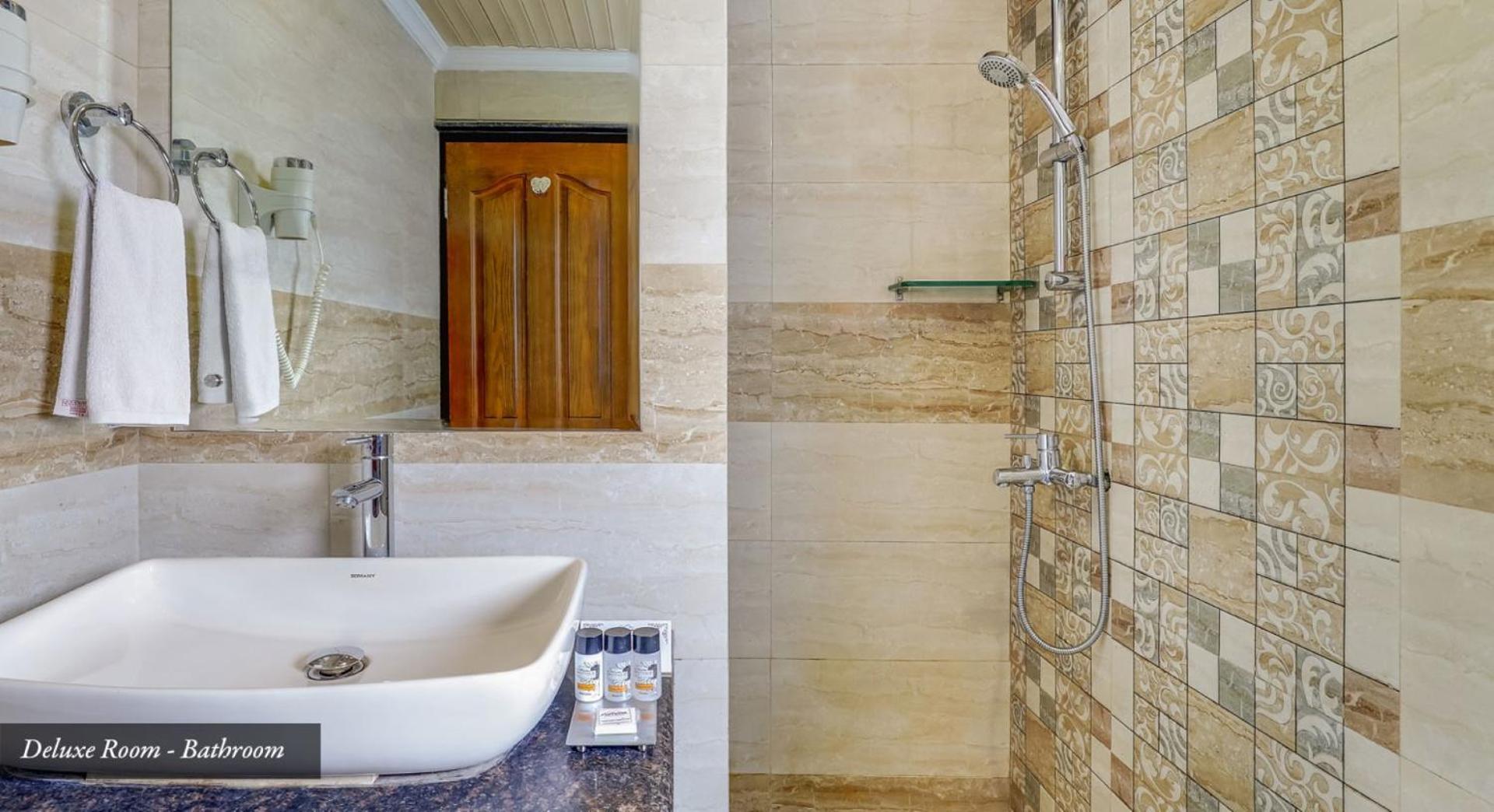 דרג'ילינג Summit Hermon Hotel & Spa מראה חיצוני תמונה